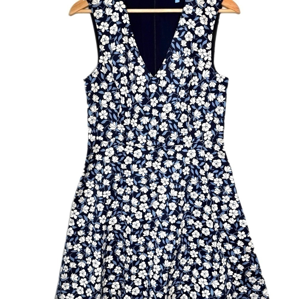 NWOT Navy Draper James Floral Love Southern Charm Feminine Fit Flair Dress, Sz.8